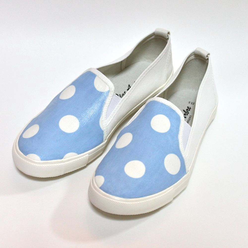 「青空とまんまる雲」スニーカー