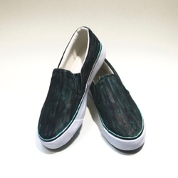 シャビーな緑青の靴 2枚目の画像
