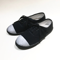 銀色腳趾運動鞋（鞋底黑色） 第2張的照片