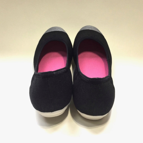 雙色輕型petanko淺口鞋（黑色x銀色） 第4張的照片