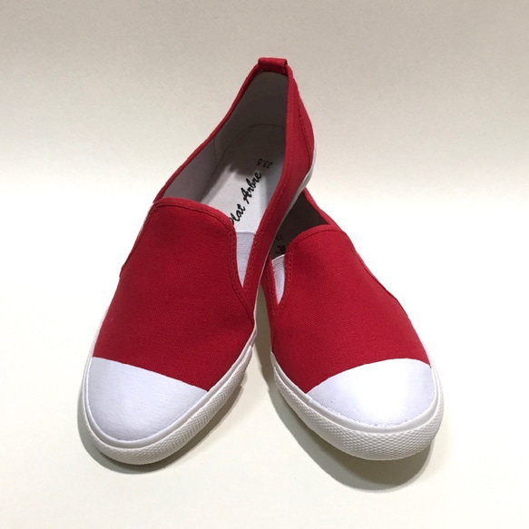 售罄（超輕型）白色趾紅色套腳衫 第3張的照片