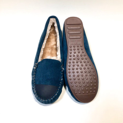 輕鬆又輕鬆！溫暖雙色軟皮鞋，帶有堅固蟒蛇皮（藍色 x 啞光黑色）23.5 厘米（適合 22.5-23.0 厘米） 第6張的照片