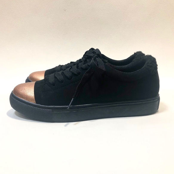 Partial Boa 雙色運動鞋（黑色 x 古銅色） 第3張的照片
