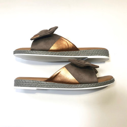 [M size / SALE] 可愛大緞帶雙色穆勒涼鞋（橡木 x 青銅） S ~ LL size 第3張的照片