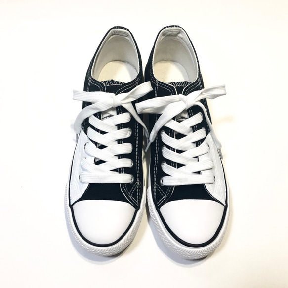 黑 x 白雙色低幫運動鞋 (22.0cm〜30.0cm) 第2張的照片