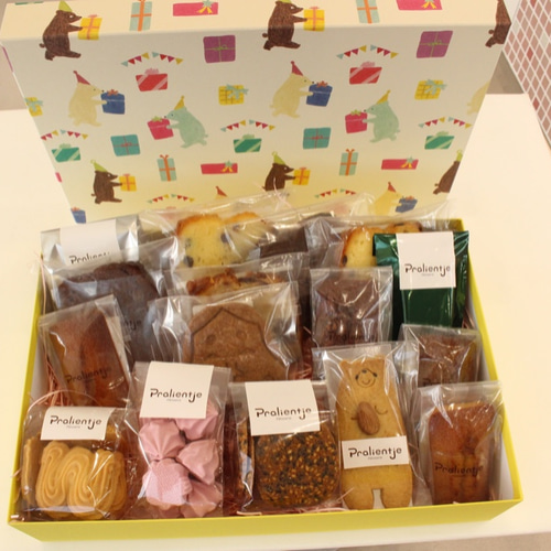 ♩クマさんからのプレゼント 〜焼菓子16点セット〜フィナンシェや