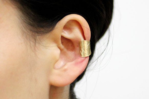 菩提樹のイヤーカフ　一枚葉　～露～