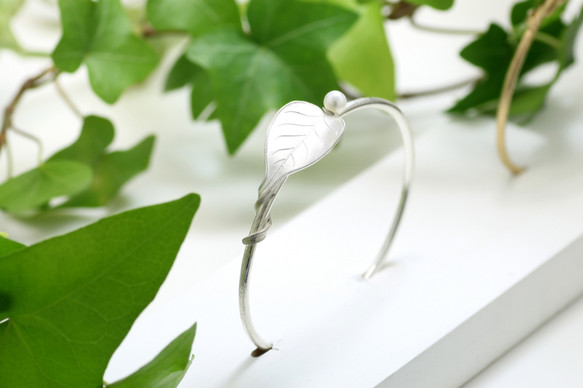 菩提樹のバングル　一枚葉　～露～