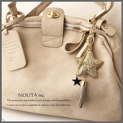 用大星星和流蘇閃光包袋吊飾 a046 G 完美地佈置您的包包 第3張的照片
