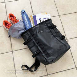 奧特萊斯⭐︎6980日元→2980日元箱型背包通勤學校背包媽媽包A4背包 第5張的照片