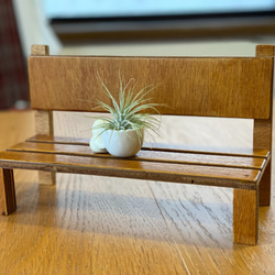 玄関　キッチン　ドールチェア　スマホ　タブレット　小物飾りベンチ♬ 1枚目の画像