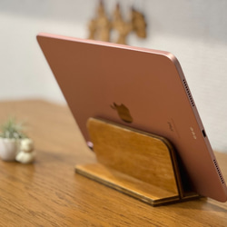 送料無料♪　iPad　タブレットスタンド　iPhone　スマホスタンド　木工♬ 2枚目の画像
