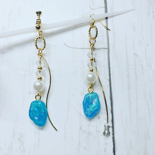ブルーラメ♪ハンドメイドピアス♪イヤリング ピアス（その他） Ktc 