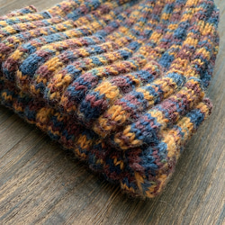 秋カラーのリブ編みニット帽 2枚目の画像