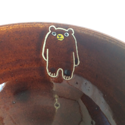 クマの鉢（アメ） 2枚目の画像