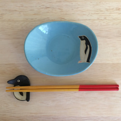 ペンギンのオーバル小皿 1枚目の画像
