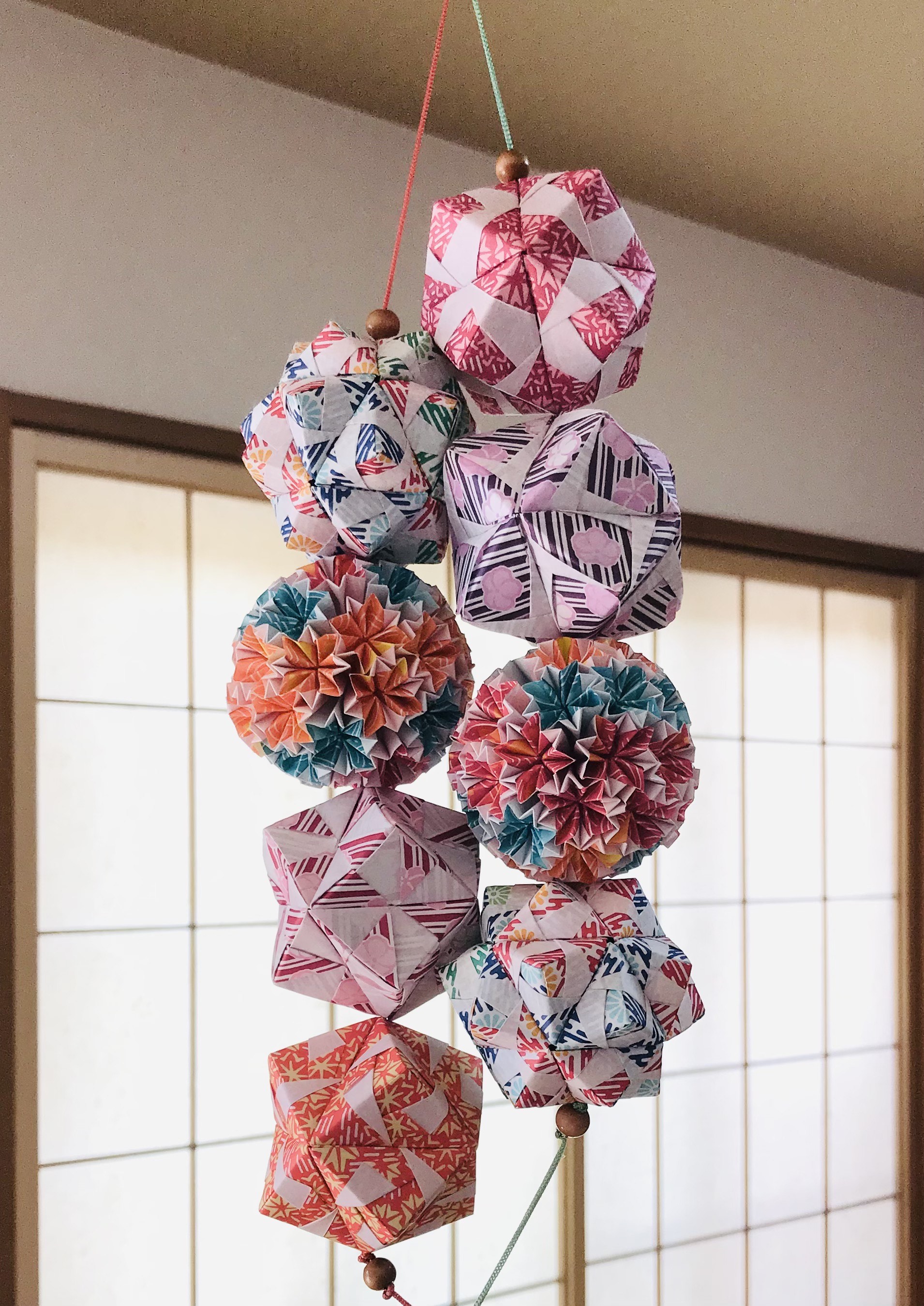 正月飾り 彩り9連 くす玉お花⭐︎ひな祭り 吊るし飾り 桃色