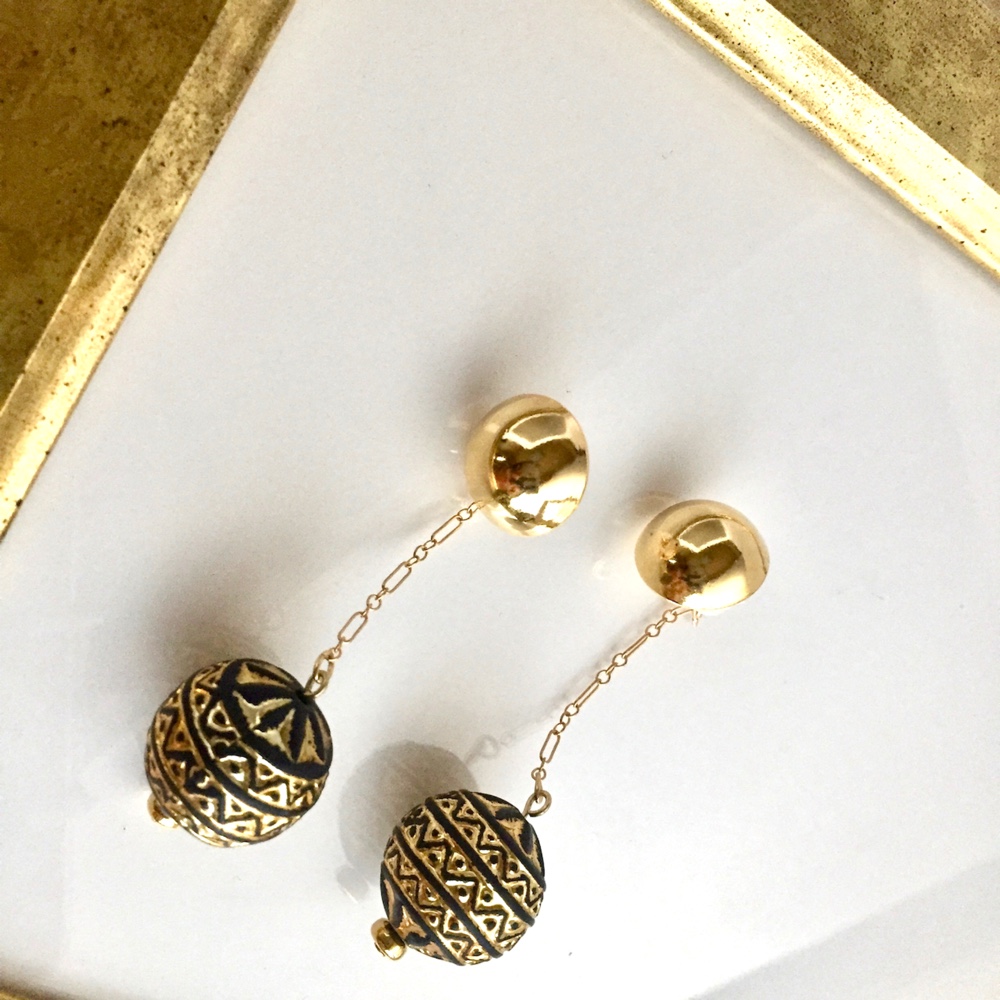 ヴィンテージビーズの揺れるピアス・イヤリング/和