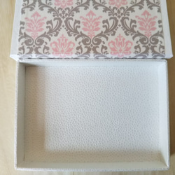 ブック型ボックス ホワイト×ピンク 4枚目の画像