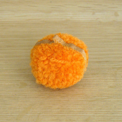 毛糸ボンボン　カボチャ　大　オレンジ　ハロウィン 1枚目の画像