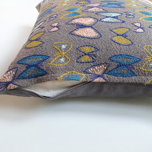 ミナペルホネン　クッションカバー　ハンドメイド　skyflower ミナペルホネン スカイフラワー 刺繍 ブラウン sky flower
