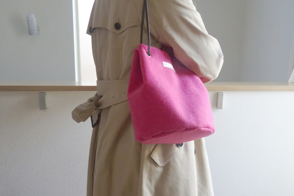 ★Creema限定★日本製ウールの巾着ショルダーバッグ《ピンク》 9枚目の画像