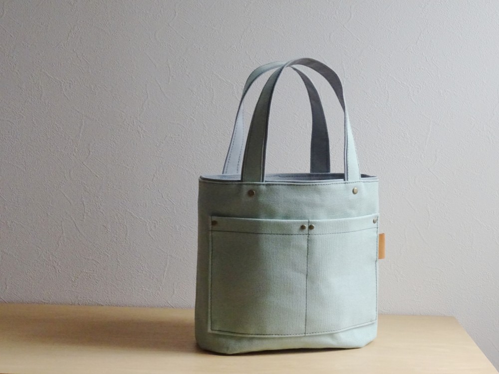 【人気№１】2色づかいの帆布トート《スモール》ピスタチオ×グレー
