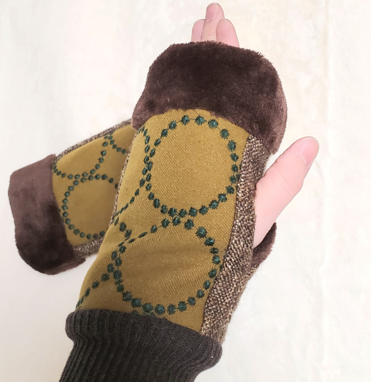 ハンドウォーマー ミナペルホネン タンバリン 手袋 手袋・ミトン toi