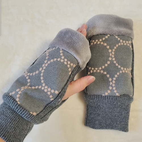 受注生産】ハンドウォーマー ミナペルホネン タンバリン グレー 手袋