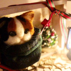 年中使える！ 羊毛フェルト ミケ猫 クリスマス フレーム 『冬支度ハンドメイド2021』 3枚目の画像