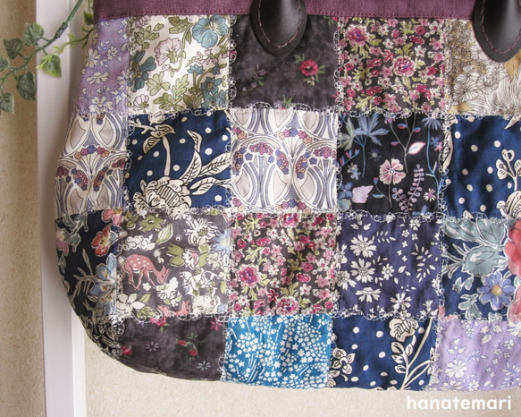 リバティ 花の飾り縫い パッチワークの横長トートバッグ 3枚目の画像