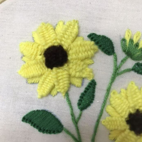 フレーム付刺繍飾り(52) ハンドメイド フラワー 壁掛け