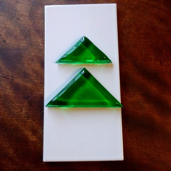ガラスタイル＊三角【GREEN】 3枚目の画像