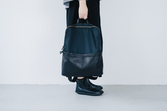 end.b『軽やか』な軽快な足取りの日に持って欲しい リュック