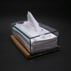 高級感のあるコルクとアクリルのクリスタルティッシュケース（ティッシュボックス） 3枚目の画像