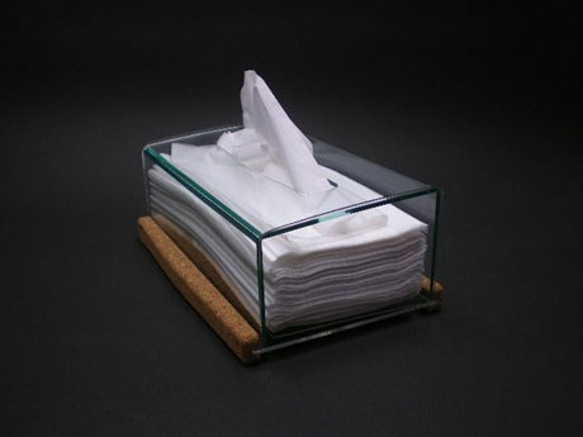 高級感のあるコルクとアクリルのクリスタルティッシュケース（ティッシュボックス） 3枚目の画像