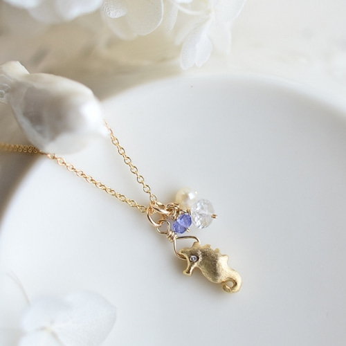 Kidult タツノオトシゴ 他天然石チャーム ネックレス Kidult タツノオトシゴ 他天然石チャーム ネックレス