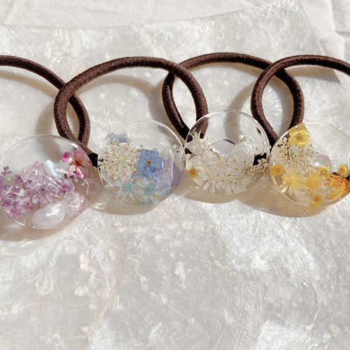 ピンクパーツフラワー ラウンドレジンヘアゴム レジン】セリア新作モールドを使って、お花のヘアゴムを作ったよ