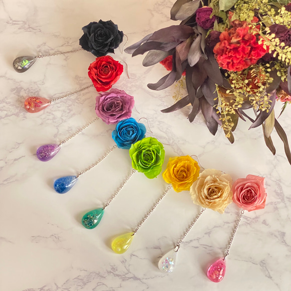 青薔薇とビジュー・しずくのピアス(イヤリング) – ころり堂