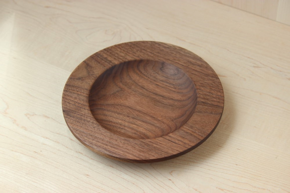 木製皿　ウォールナット　 3枚目の画像
