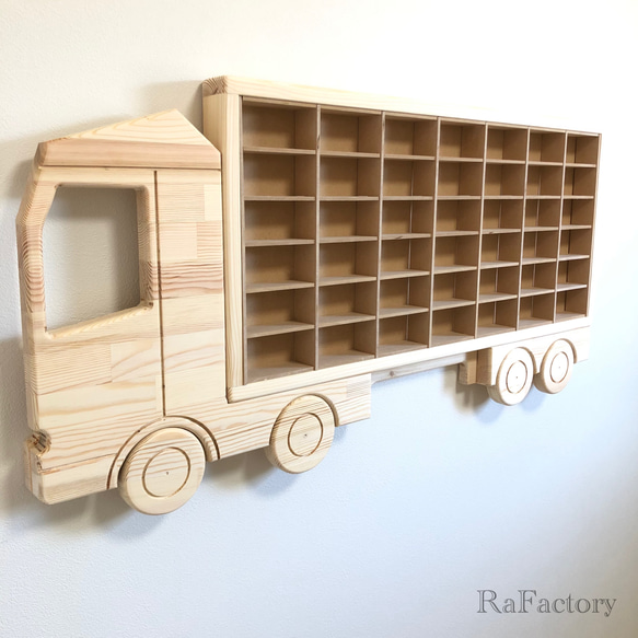 トミカ収納棚〖トラックモチーフ〗ディスプレイ棚 棚・シェルフ