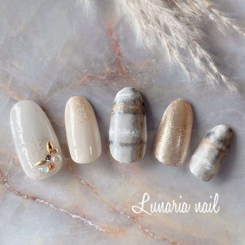 チェックネイル♡ マット ベージュ 秋冬 定番 ネイルデザイン 付け爪  