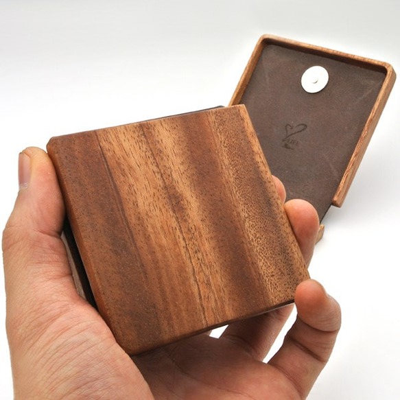 【受注製作：送料無料】　 木と革で作った　コインケース　01 2枚目の画像