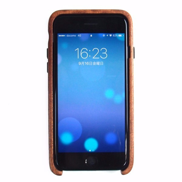 iPhone8 專用木製保護殼 第4張的照片