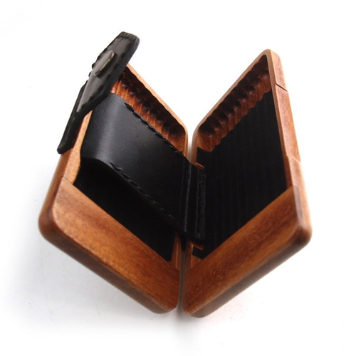 LIFE シガレットケース　マホガニー製ハンドメイド LIFE シガレットケース マホガニー製ハンドメイド 木と革の