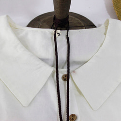 イボリーのシャツワンピース リネン クルーネックショート丈 2枚目の画像