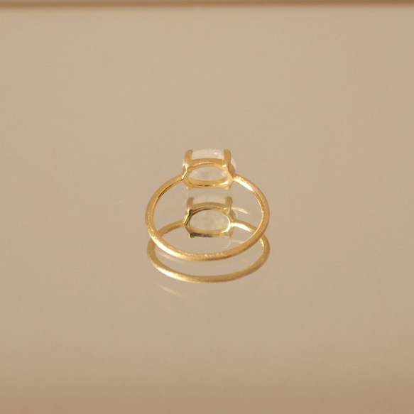 宝石質レインボームーンストーン 指輪 Sliver925製 K18GP マット仕上げ 4枚目の画像