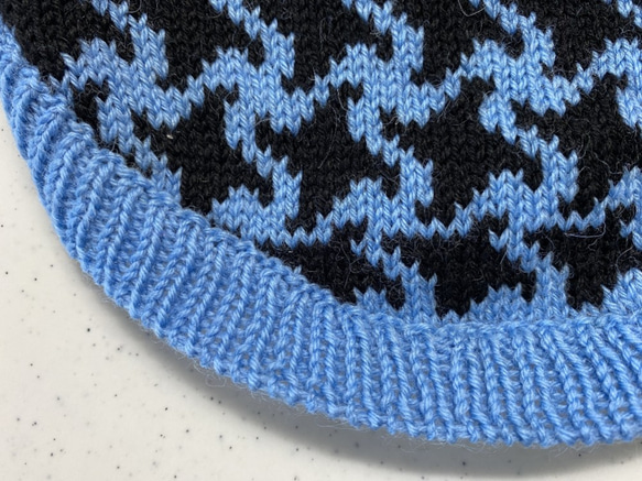 家庭編み機で編んだ子犬用セーター《ブルー》サイズオーダ可 5枚目の画像