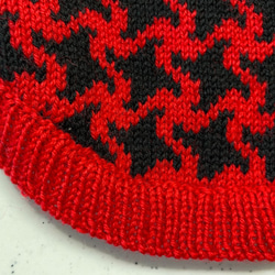 家庭編み機で編んだ子犬用セーター《赤》サイズオーダ可 6枚目の画像