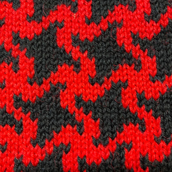 家庭編み機で編んだ子犬用セーター《赤》サイズオーダ可 8枚目の画像